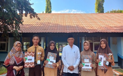 SISWA SMA Negeri 1 Wonosegoro RAIH JUARA DI MTQ TINGKAT Kabupaten Jakarta Pusat